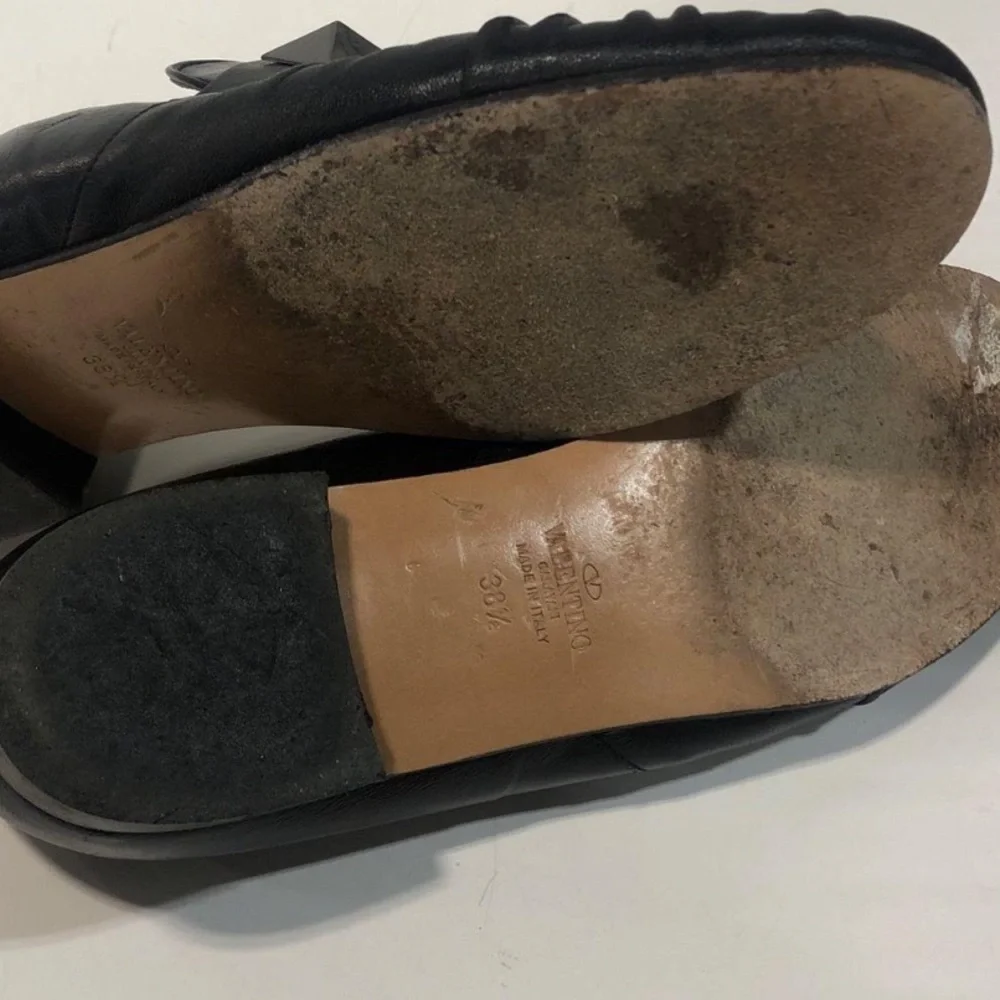 Women’s Valentino Garavani Black Leather Loafers With Studded Strap Size 38.5